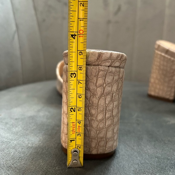 Shu Shop Hayat Heels - size 6.5 - Picture 6 of 8